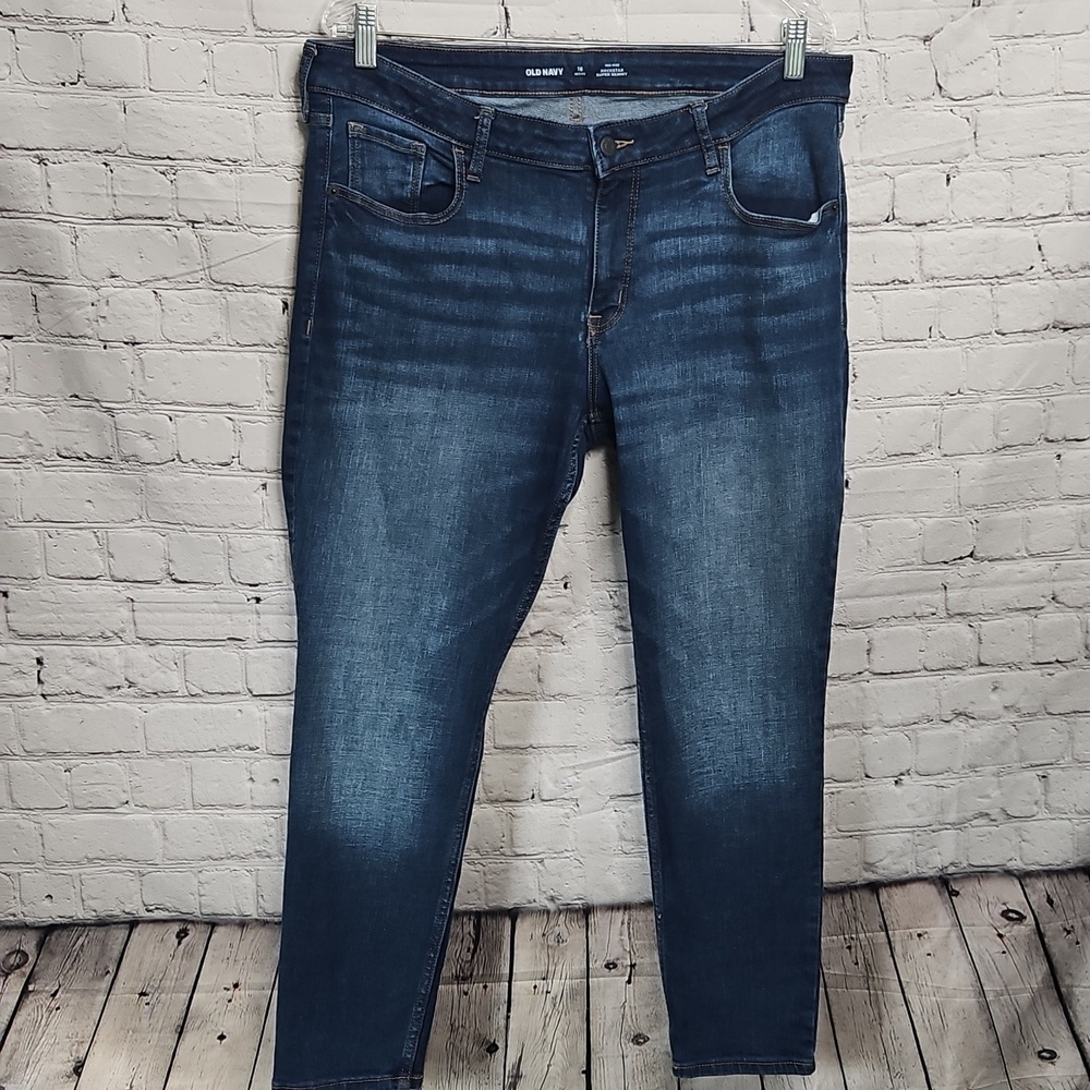 Old Navy Rockstar Mid Rise Super Skinny Jeans Size 16 Petite